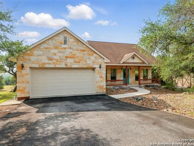 House for sale in Fischer