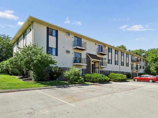 Condo for sale in West Des Moines, Polk County