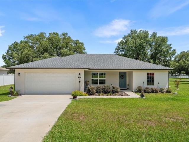 House for sale in Anthony, Florida