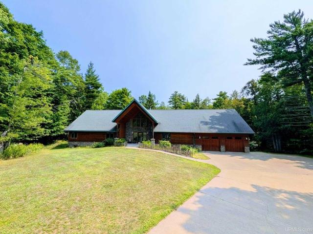 House for sale in Marquette, Michigan