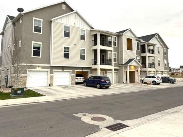 Condo for sale in Saratoga Springs, Utah
