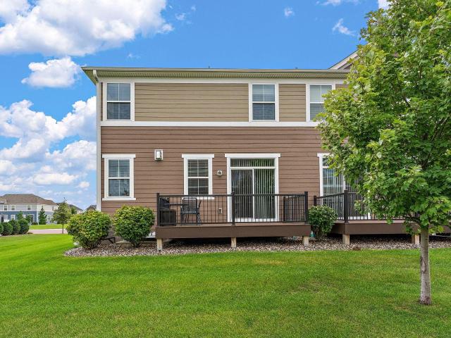 Townhouse for sale in Lakeville, Minnesota