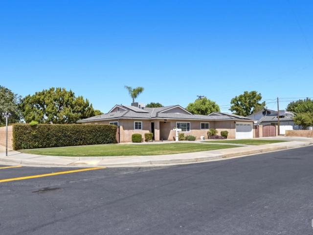 House for sale in Wasco, California
