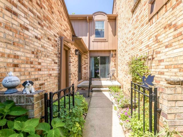 Condo for sale in Rochester Hills, Michigan