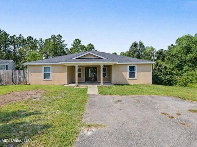 House for sale in Saucier, Mississippi