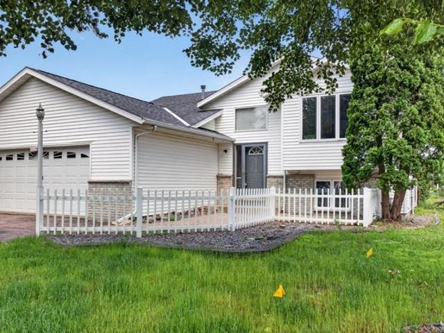 House for sale in Farmington, Minnesota