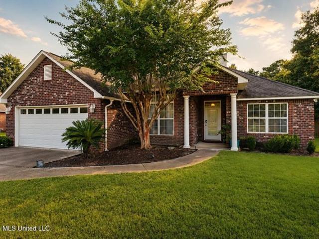 House for sale in Gautier, Mississippi