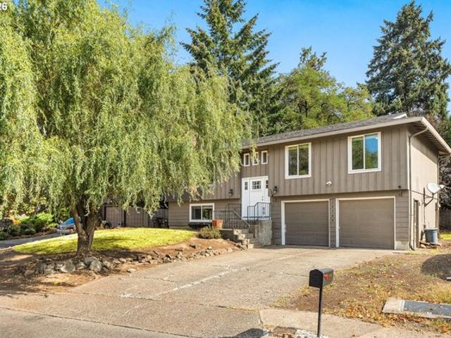 House for sale in Oregonia