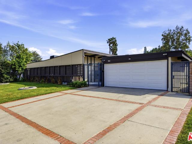 Property for sale in Canoga Park, California