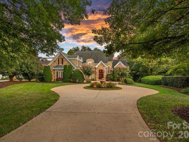 House for sale in Cornelius, Mecklenburg County
