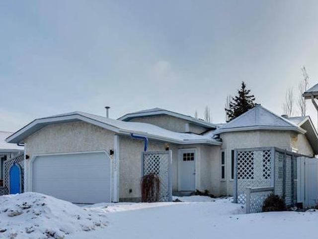 House for sale in Edmonton