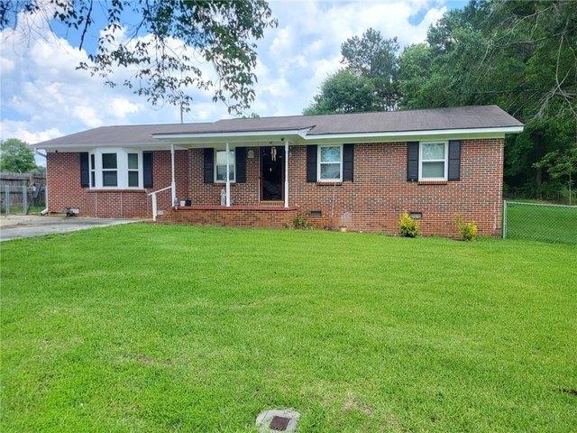 House for sale in Lanett, Alabama