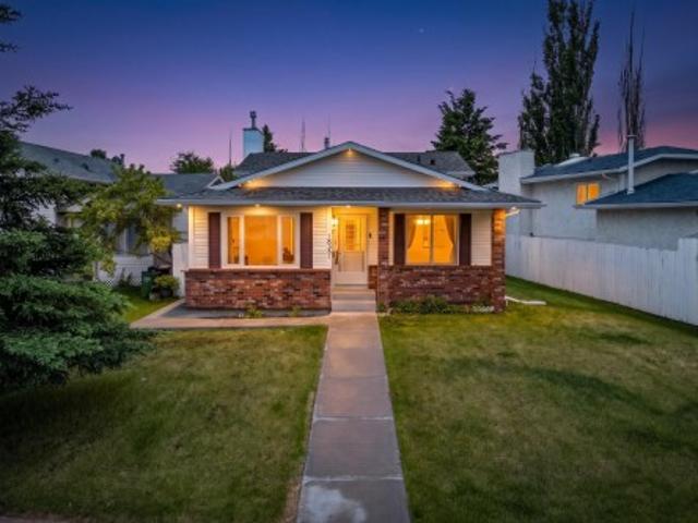House for sale in Wedgewood, Alberta