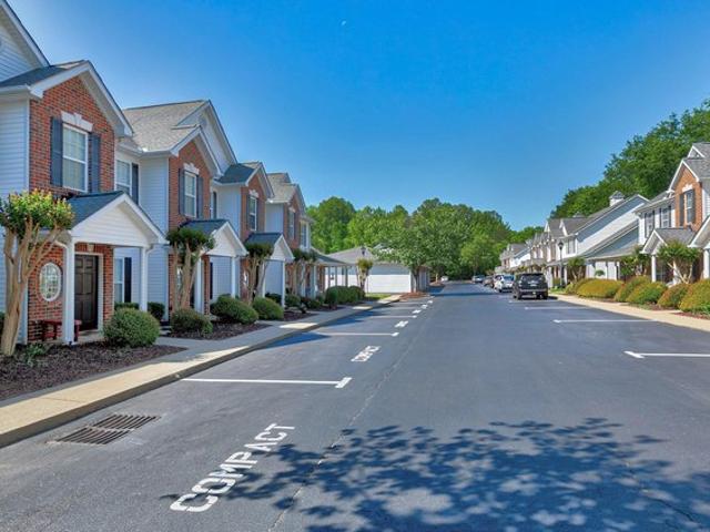 Townhouse for sale in Hillsborough, North Carolina