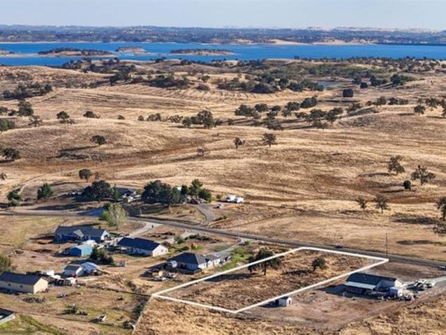 Land for sale in Ione, California
