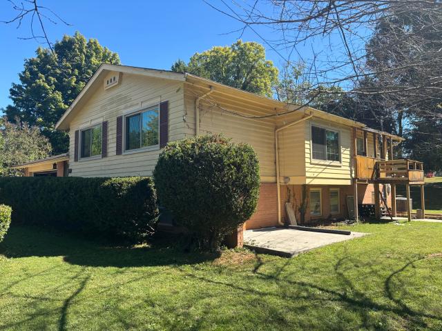 House for sale in Morningside-Fairview Park, Morristown