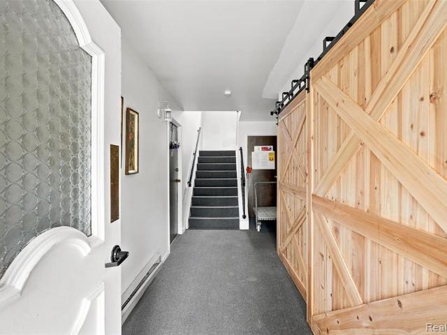 Condo for sale in Waterford, Michigan