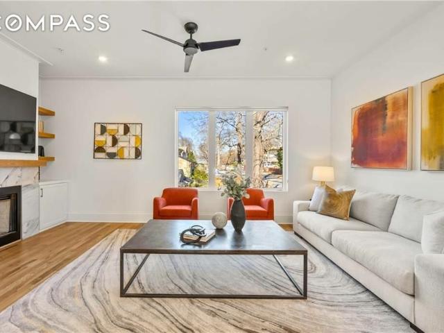 Townhouse for sale in Atlanta