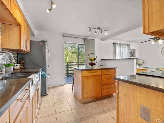 House for sale in Willow Park, Aurora