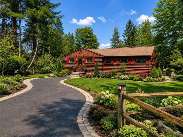 House for sale in Skaneateles, New York