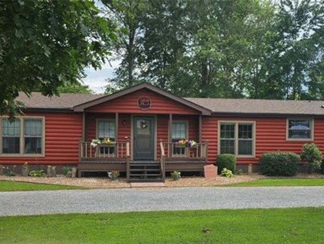 House for sale in Pittsburg, Illinois
