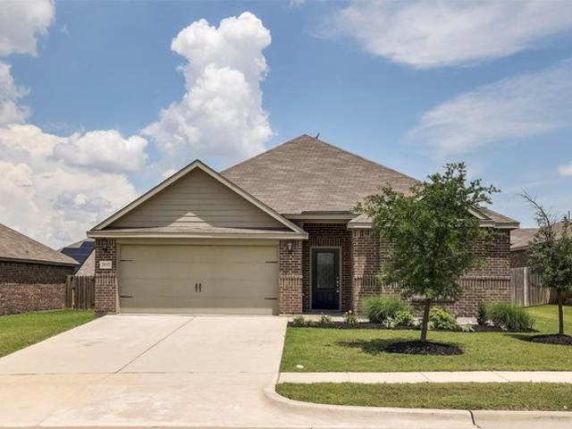 House for sale in Crowley, Texas