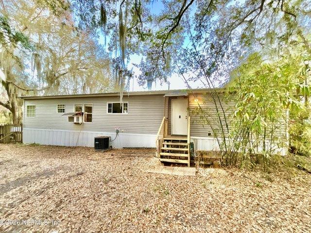 House for sale in Hawthorne, Florida