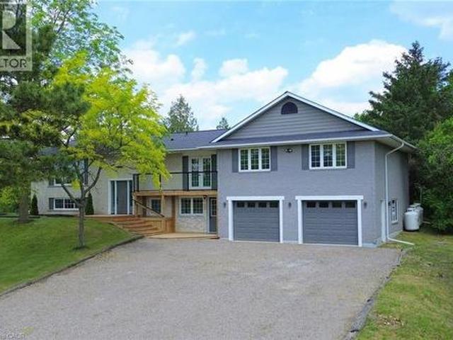 House for sale in Ancaster, Ontario