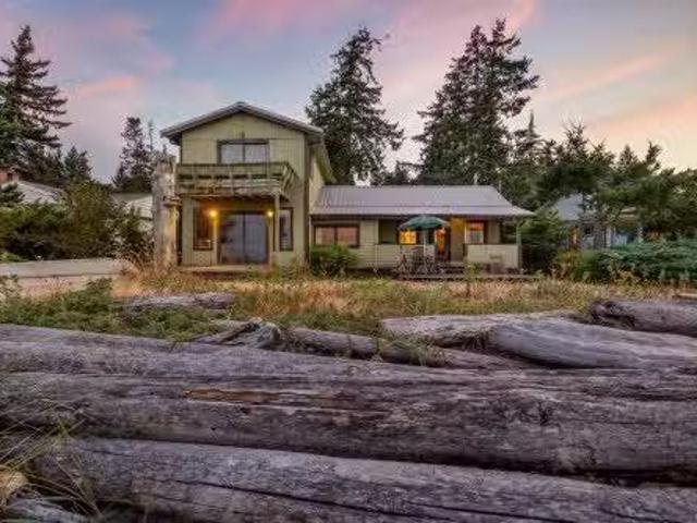 House for sale in Little River, British Columbia