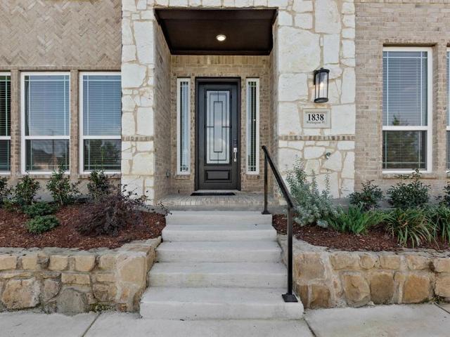 Townhouse for sale in Farmers Branch, Texas