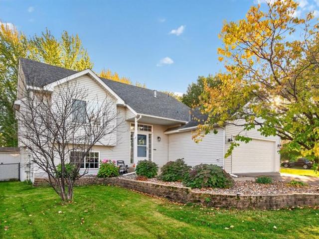 House for sale in Pine Ridge Forest, Farmington