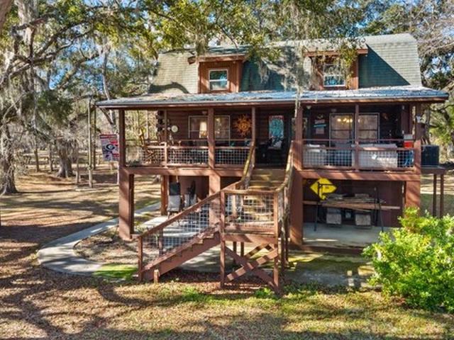 House for sale in Dixie, Florida