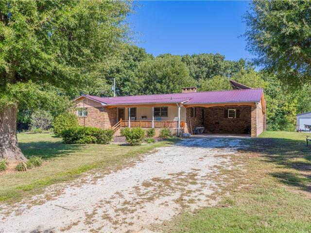 House for sale in Seagrove, Moore County