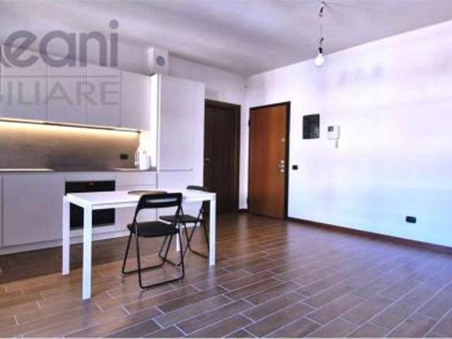Appartamento in vendita a Locate Triulzi, Lombardia