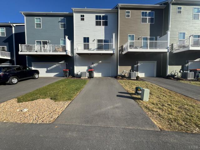 Townhouse for sale in Virginia