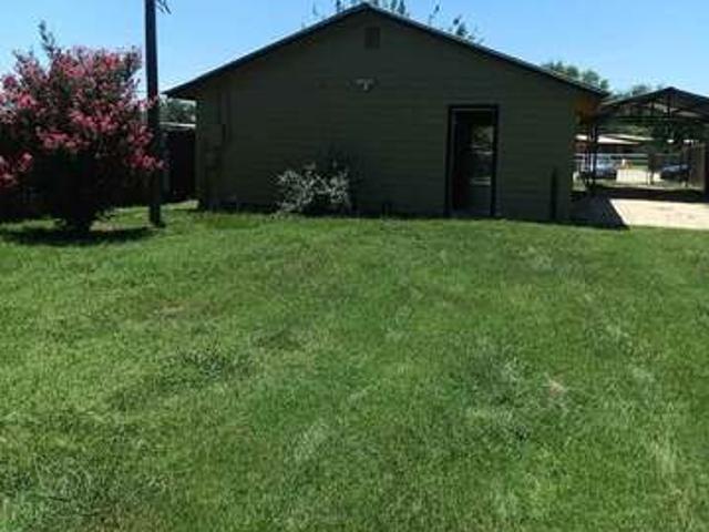 House for sale in Bigfoot, Texas