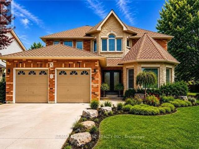 House for sale in Ancaster, Ontario