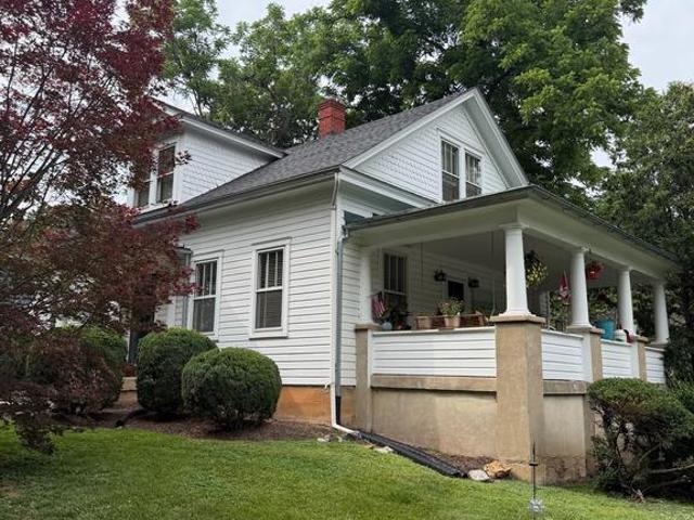 House for sale in Shepherdstown, West Virginia
