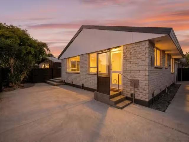 House for sale in Chaslands, Canterbury