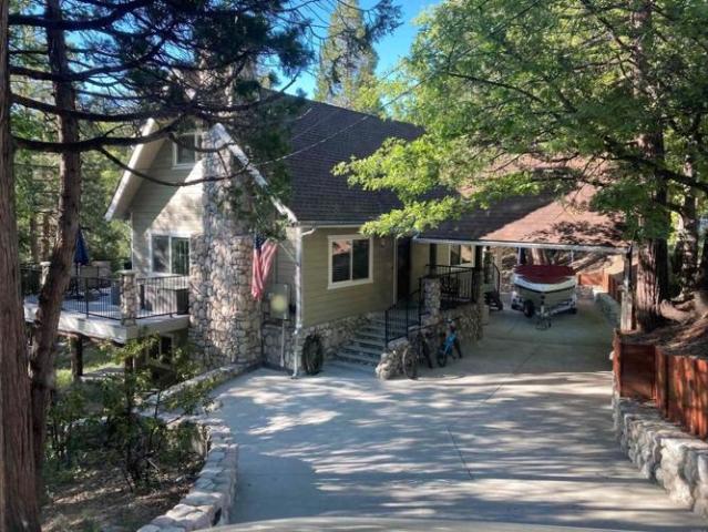 House for sale in Cedar Glen, California