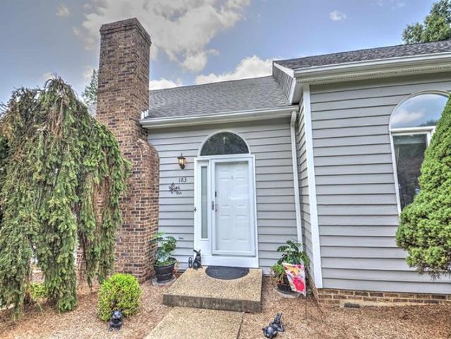 Townhouse for sale in Virginia