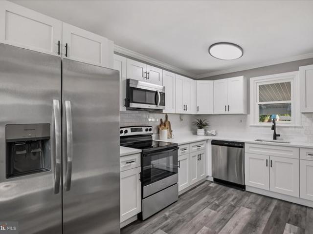 House for sale in Pasadena, Maryland