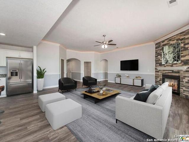 House for sale in Marion, Texas