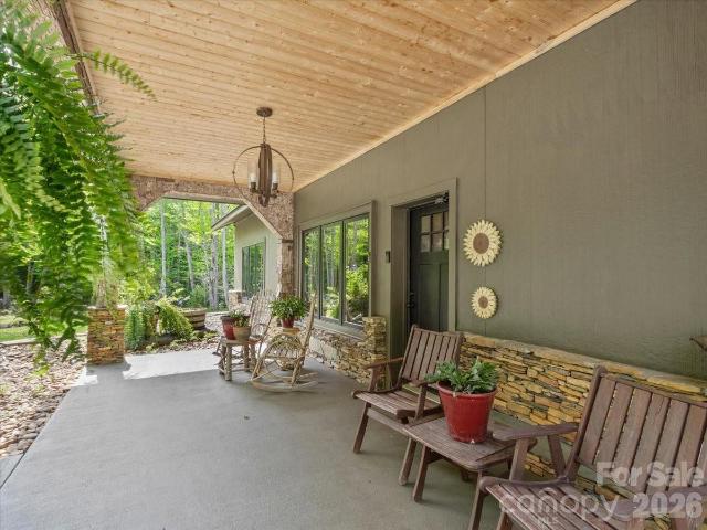 House for sale in Spruce Pine, North Carolina
