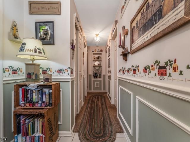 Townhouse for sale in Neshanic Station, New Jersey