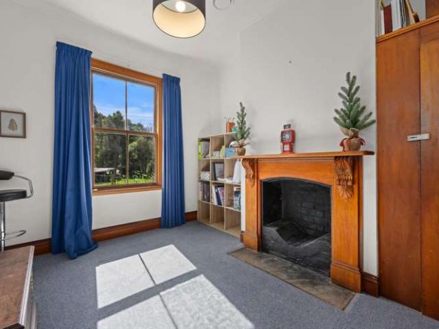 Property for sale in Marlborough