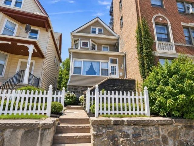 House for sale in Glenwood, New York