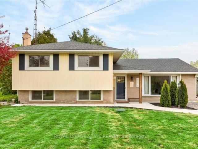 House for sale in Ancaster, Ontario