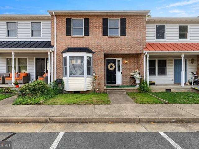 Townhouse for sale in Virginia