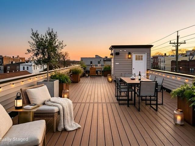 Condo for sale in Hudson, New Jersey